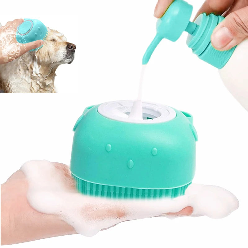 Soft silicone pet bathing brush with gel reservoir for shampoo massage Labrador